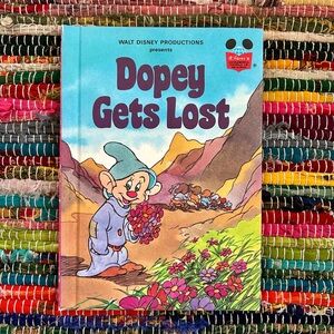 Disney Dopey Gets Lost Book 1982 Vintage Book Club Edition